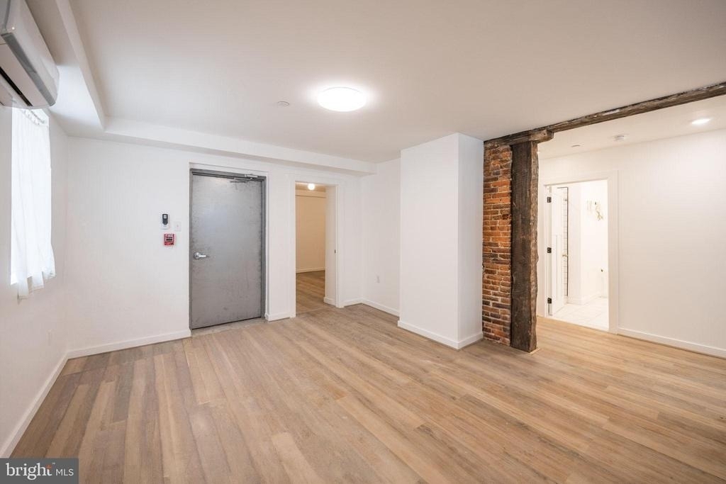 711 W Thompson Street - Photo 4