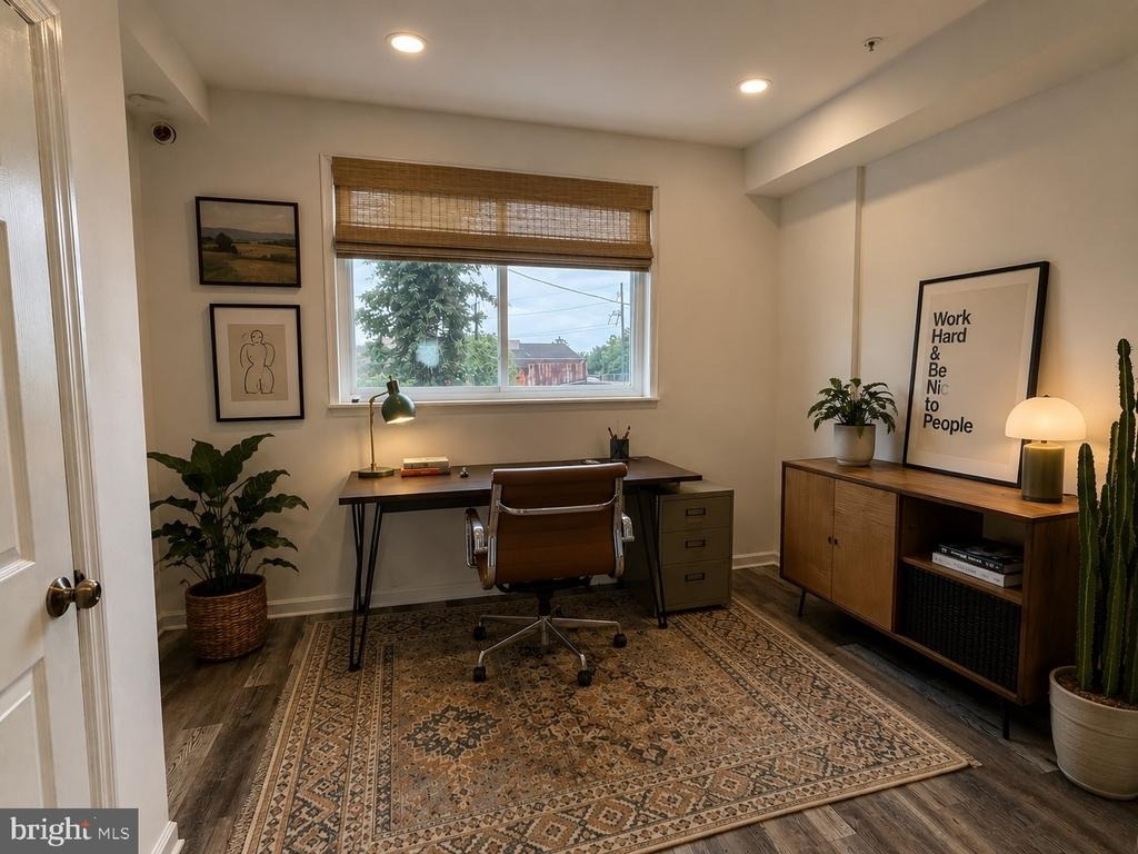 1219 W Butler Street - Photo 6