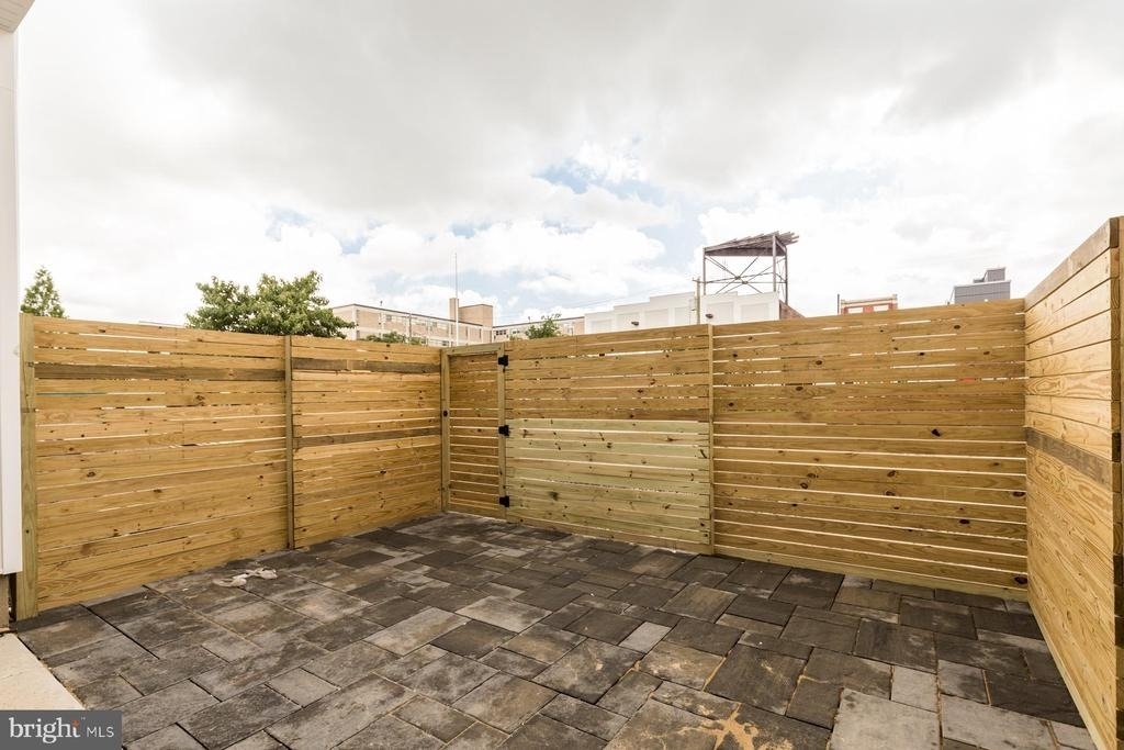 1236 N Taney Street - Photo 9