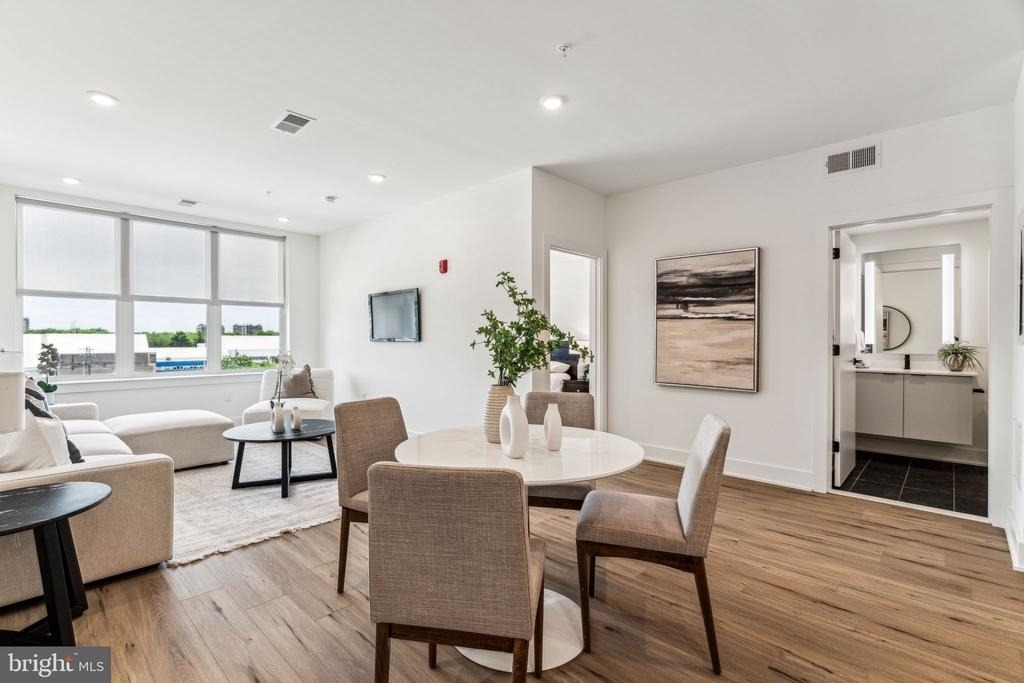 139 W Chelten Avenue - Photo 4