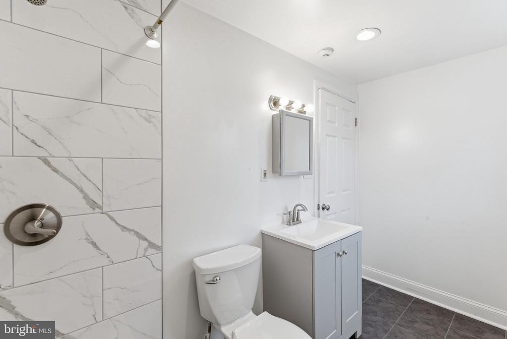 1817 N Gratz Street - Photo 31