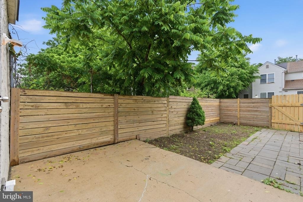 1817 N Gratz Street - Photo 15