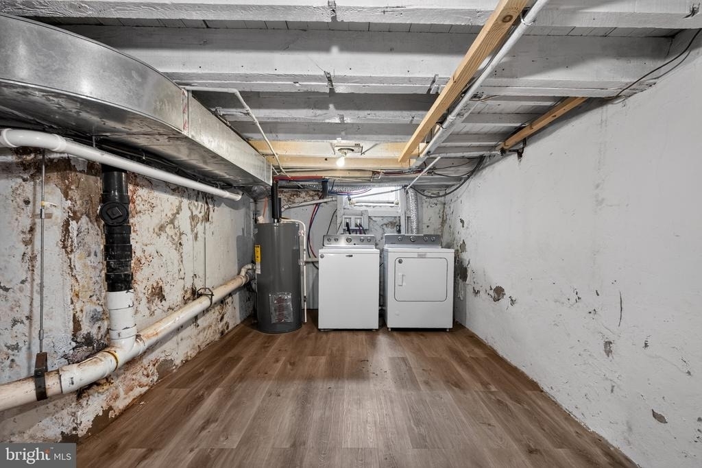 1911 S Lambert Street - Photo 28
