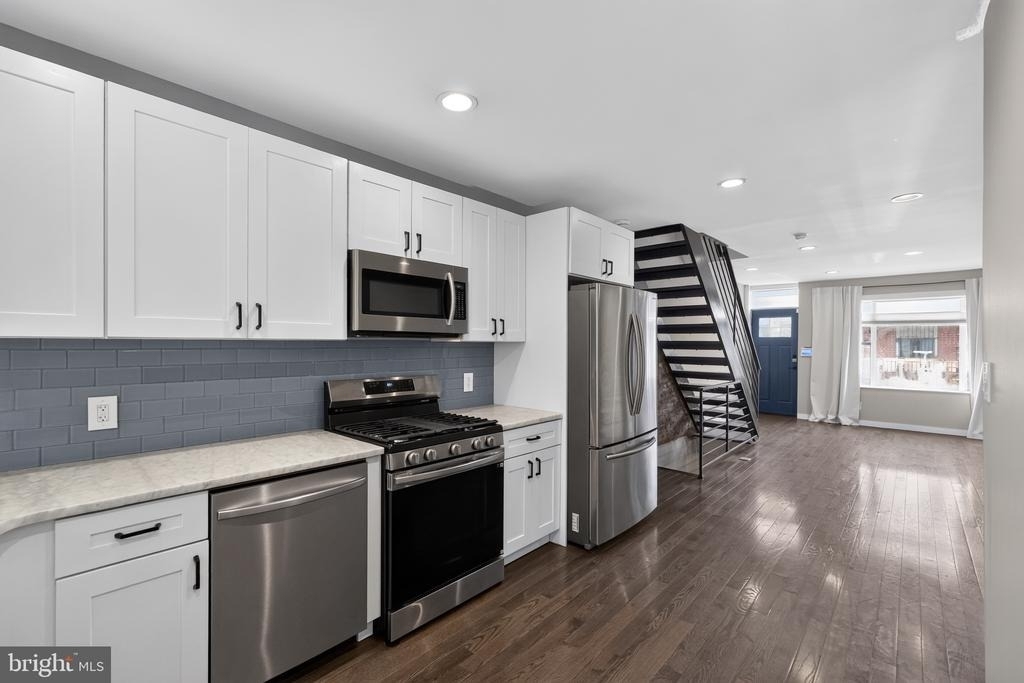 1911 S Lambert Street - Photo 9