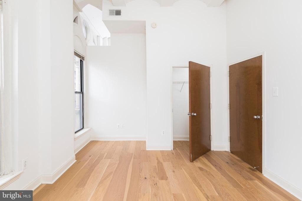 701-1 Sansom Street - Photo 10