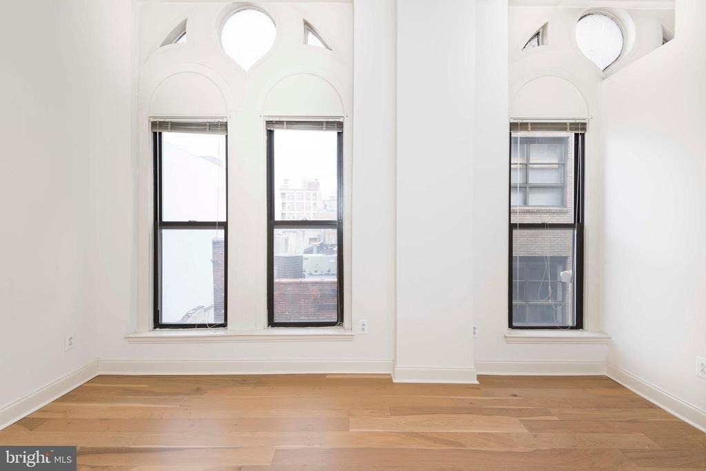 701-1 Sansom Street - Photo 11