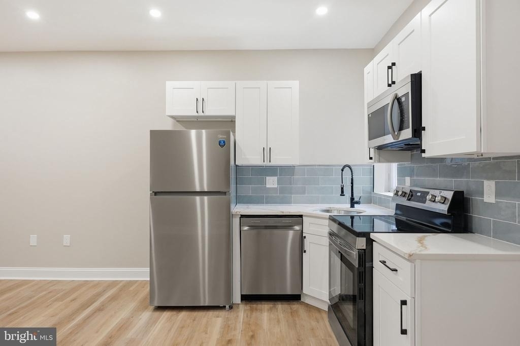865 N 47th Street - Photo 4