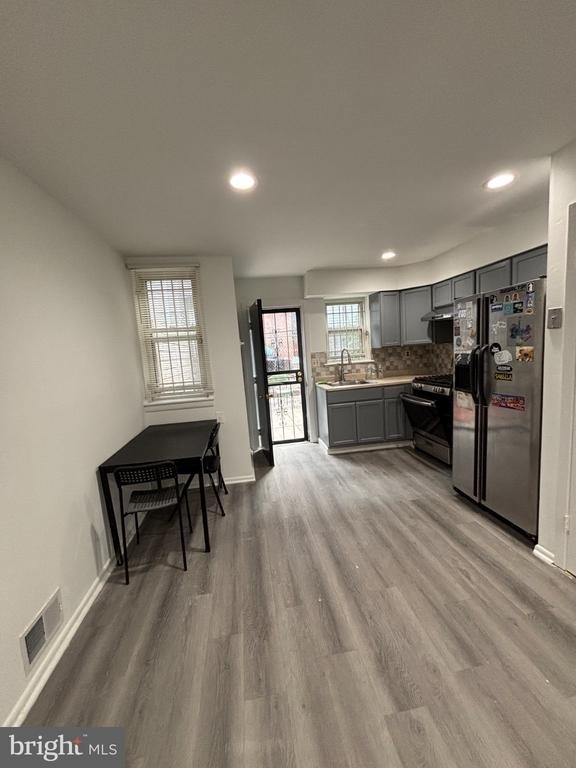 524 N Natrona Street - Photo 2