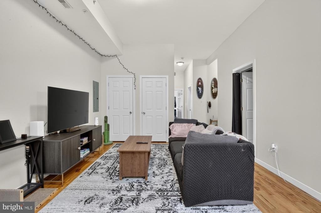 4011 Baring Street - Photo 2