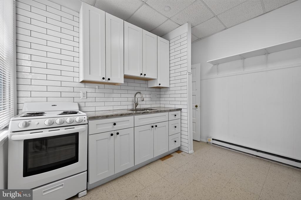 1438 S 13th Street - Photo 2