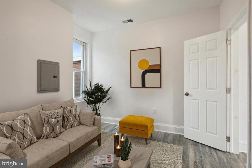 1334 N 29th Street - Photo 5