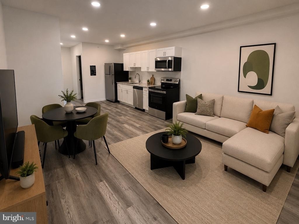 1219 W Butler Street - Photo 2