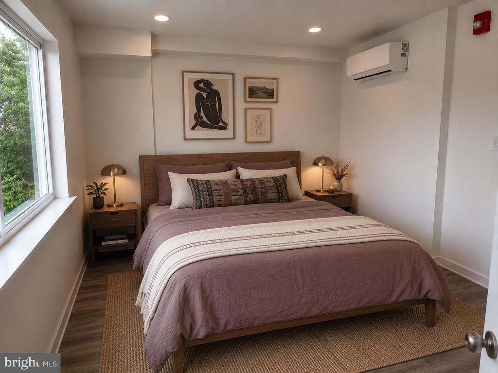 1219 W Butler Street - Photo 5