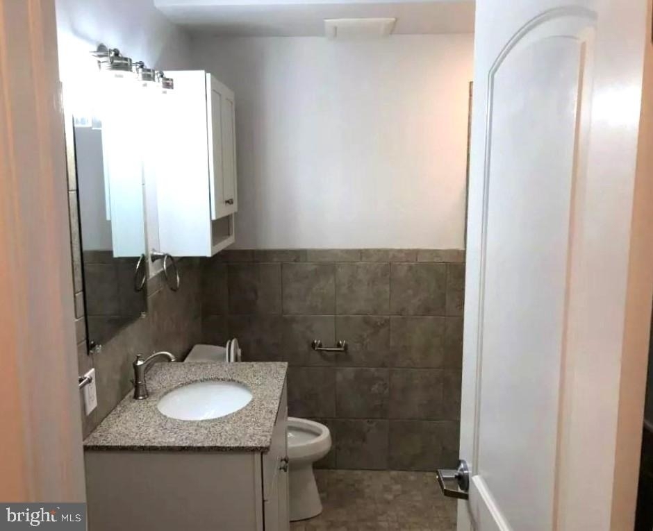 221 W Main Street - Photo 15