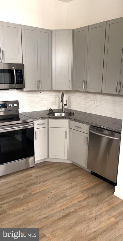 221 W Main Street - Photo 10