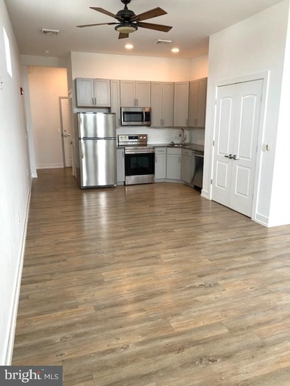 221 W Main Street - Photo 7