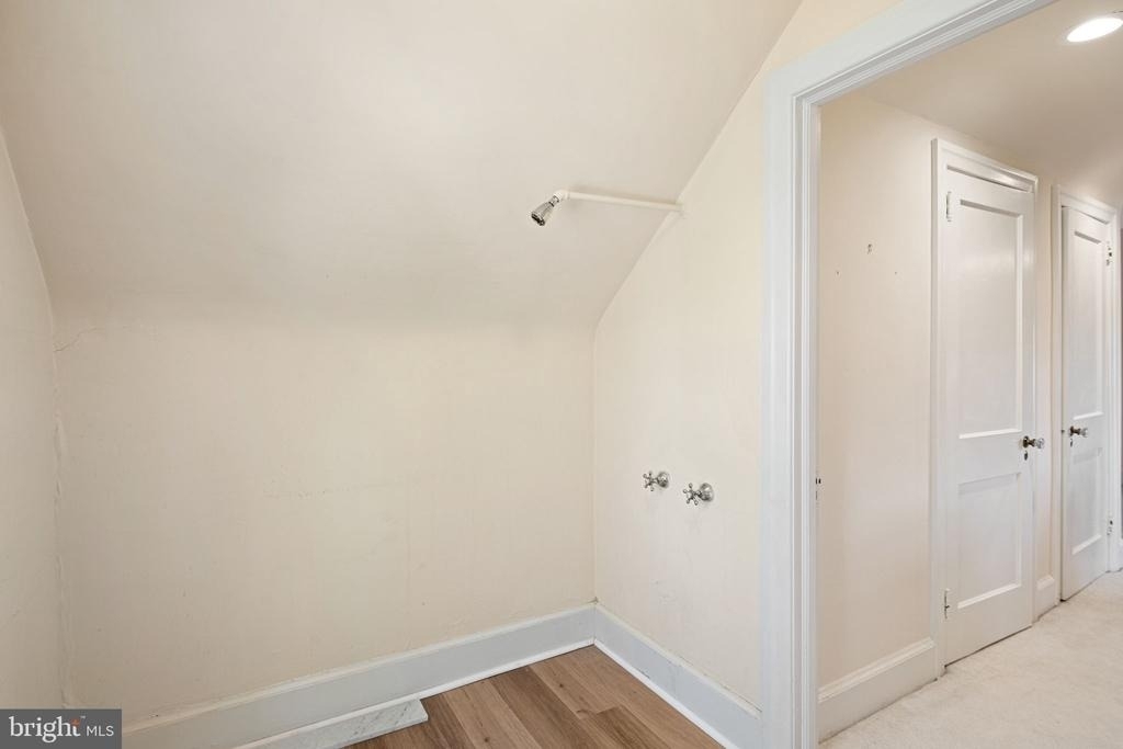 713 Kenmare Road - Photo 21