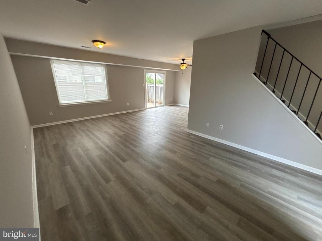 476 Bridge Street - Photo 7