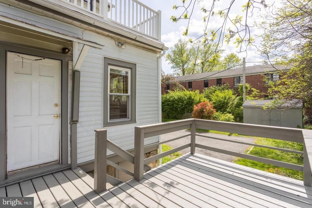 313 Dartmouth Avenue - Photo 3