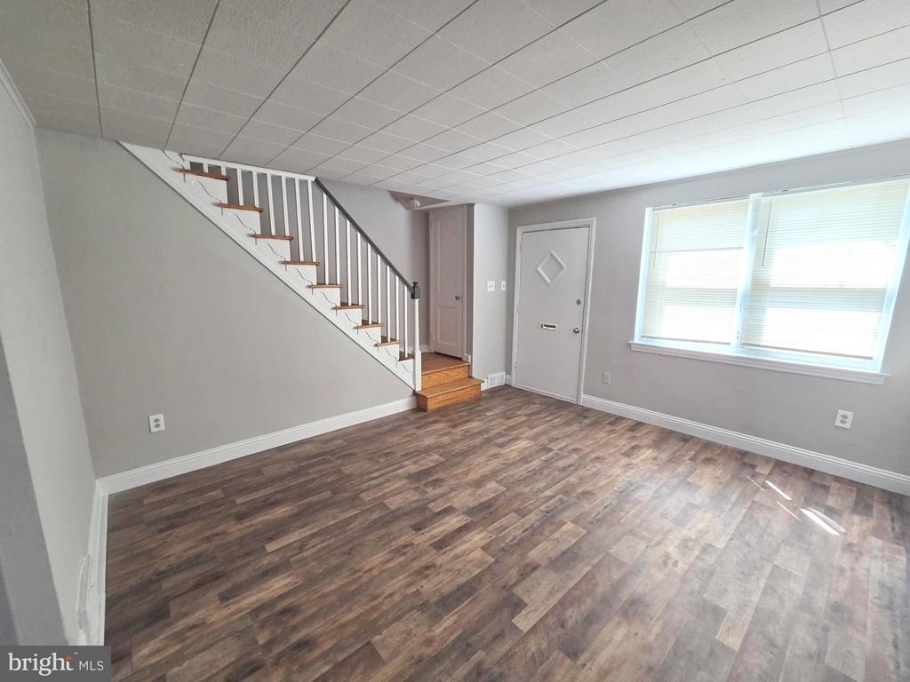 6653 Perry Avenue - Photo 2