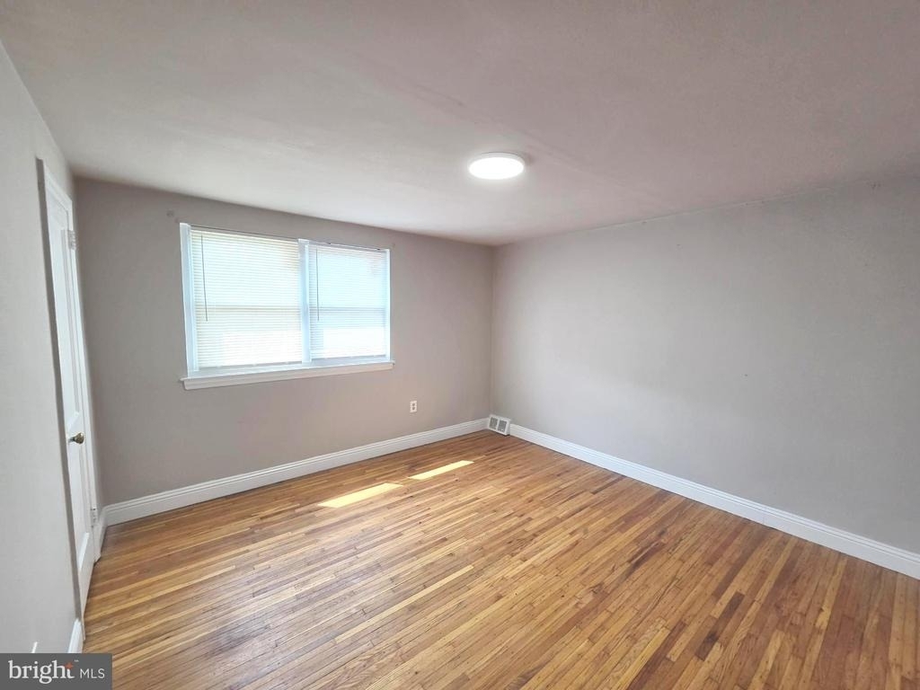 6653 Perry Avenue - Photo 10