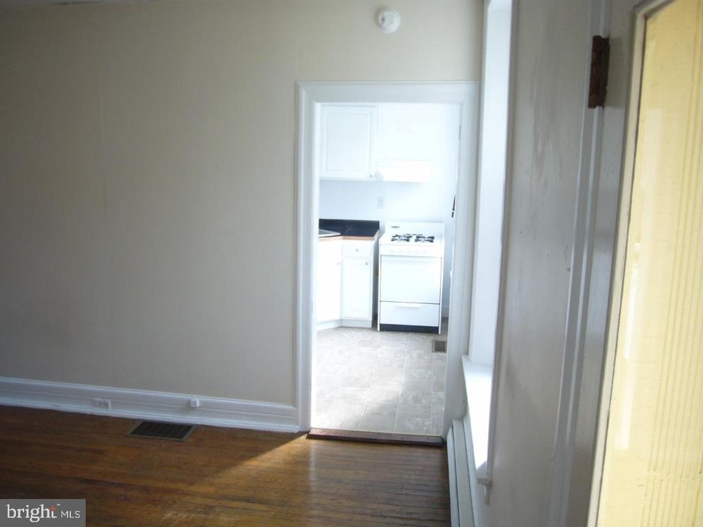 301 S Broad Street - Photo 6