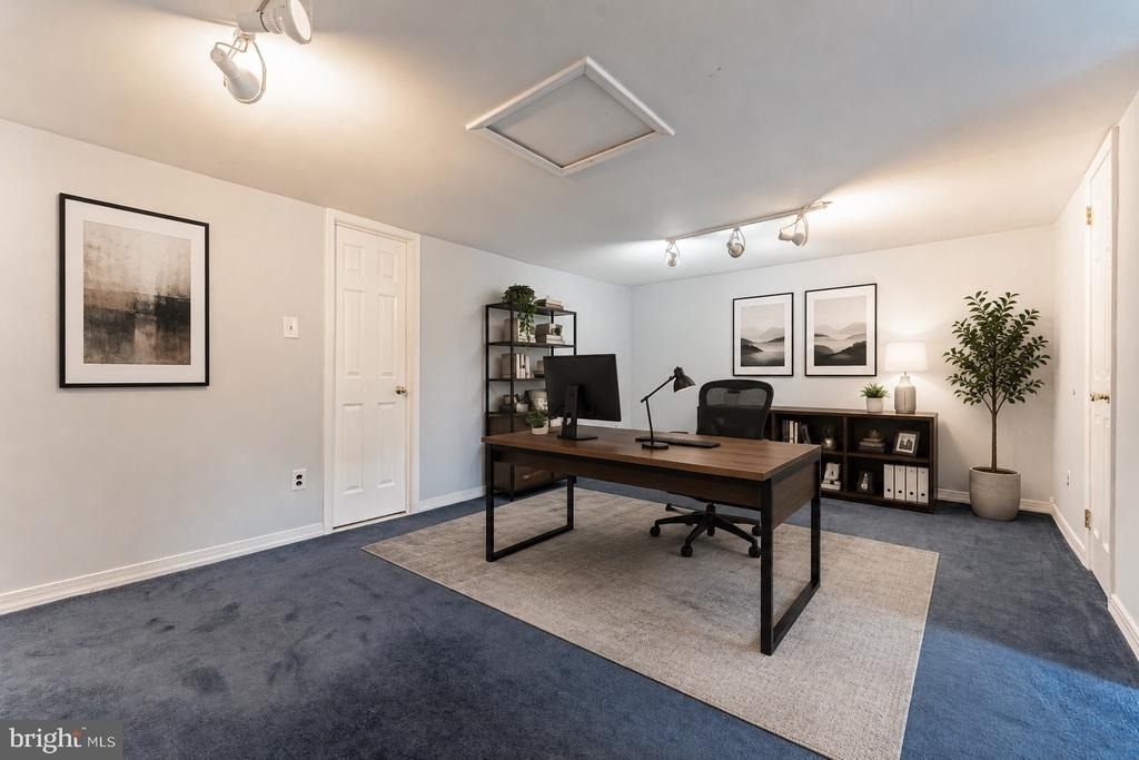 11 Chateau Circle - Photo 35