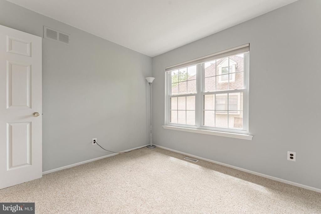 11 Chateau Circle - Photo 30