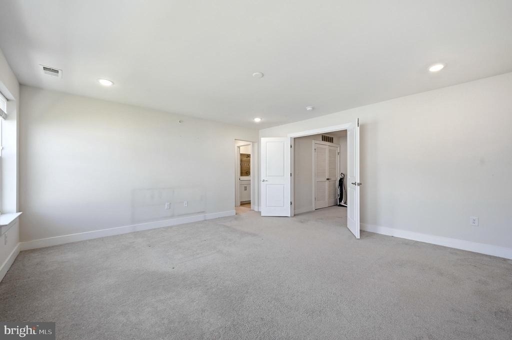 933 Anvil Court - Photo 12