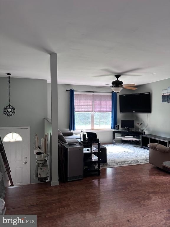 949 Gershal Avenue - Photo 2