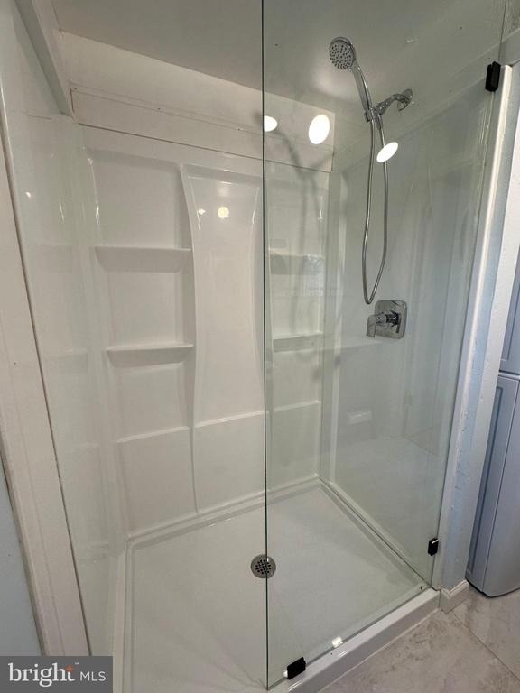 541 W Jersey Avenue - Photo 10