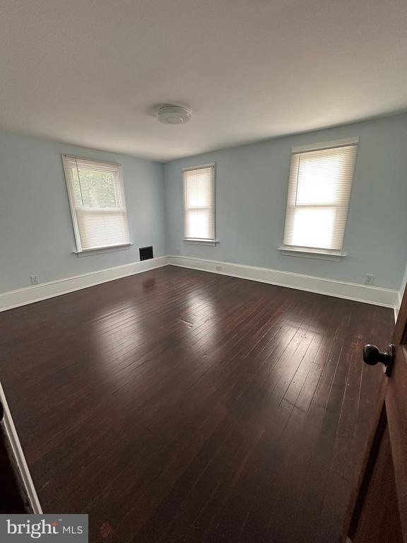 541 W Jersey Avenue - Photo 13