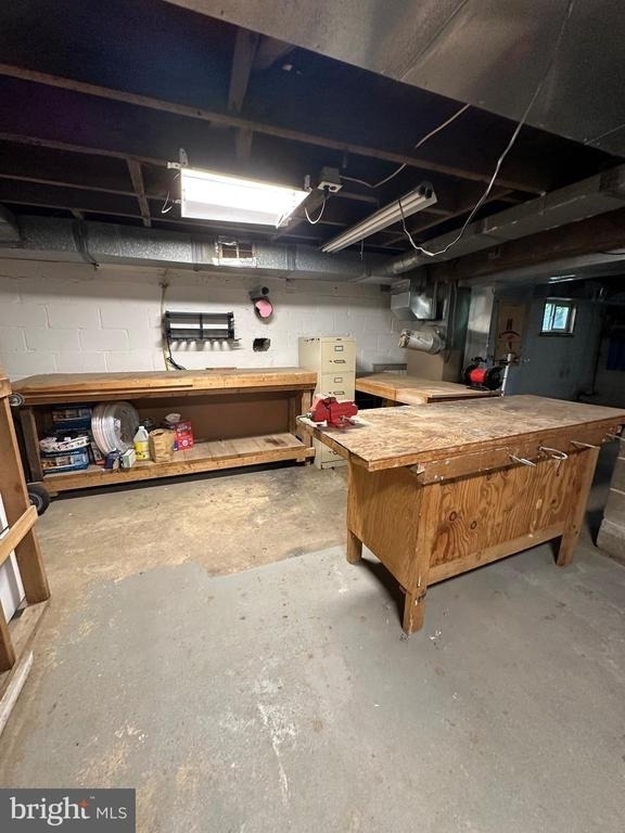 541 W Jersey Avenue - Photo 28