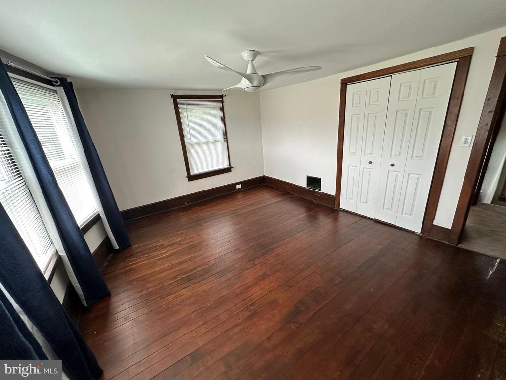 541 W Jersey Avenue - Photo 17