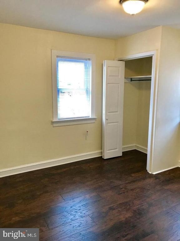 511 S Broadway - Photo 1