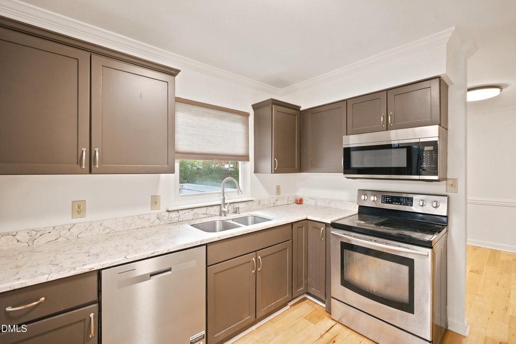4300 Hickory Ridge Drive - Photo 15