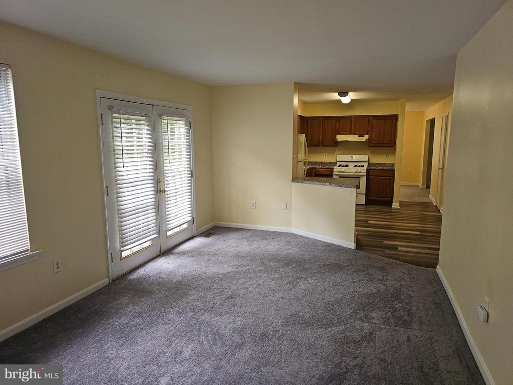 10800 Sugar Maple Terrace - Photo 11