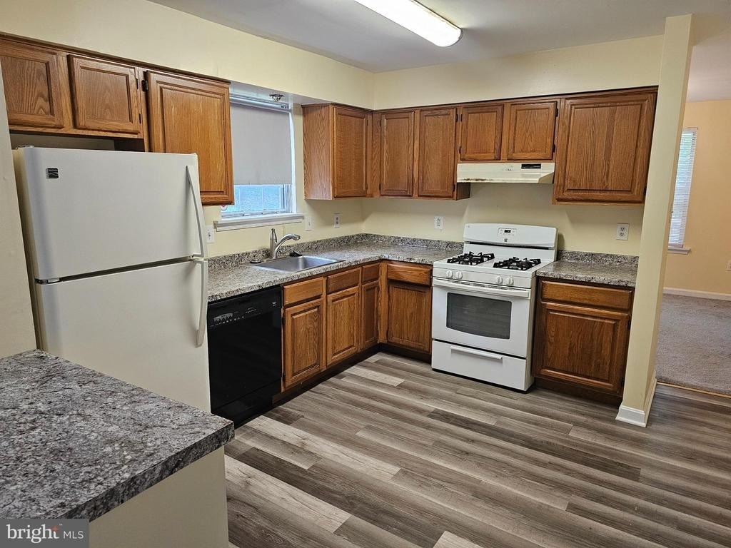 10800 Sugar Maple Terrace - Photo 13