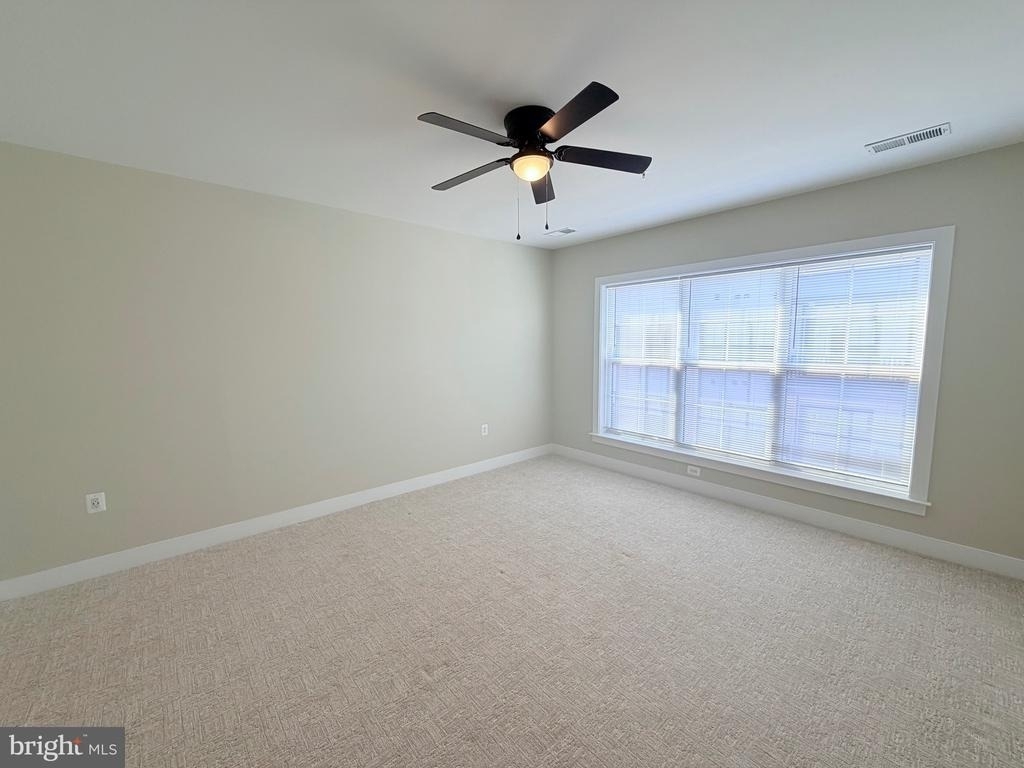 102 Saint Ives Place - Photo 5