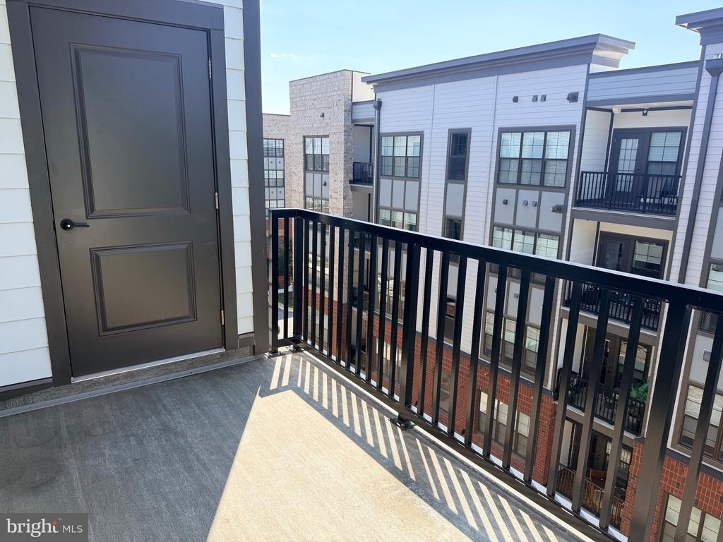 102 Saint Ives Place - Photo 18