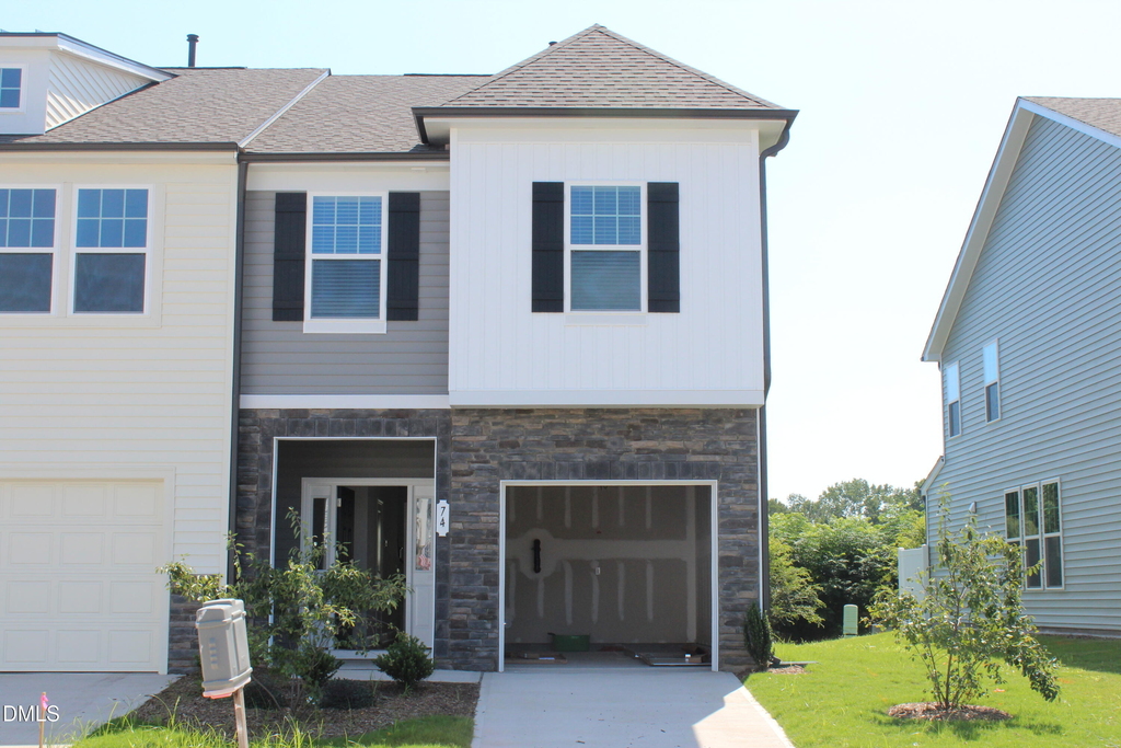74 Amaryllis Lane - Photo 1