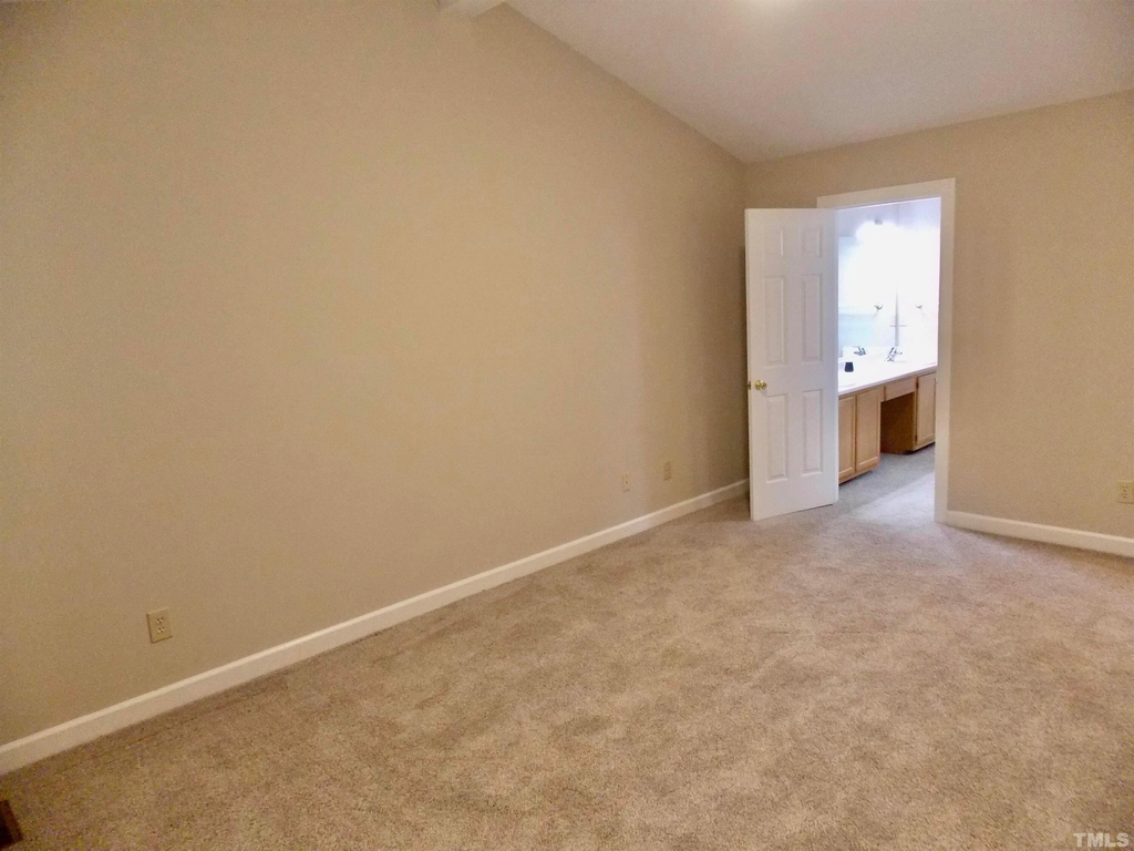 54 Preakness Drive - Photo 13