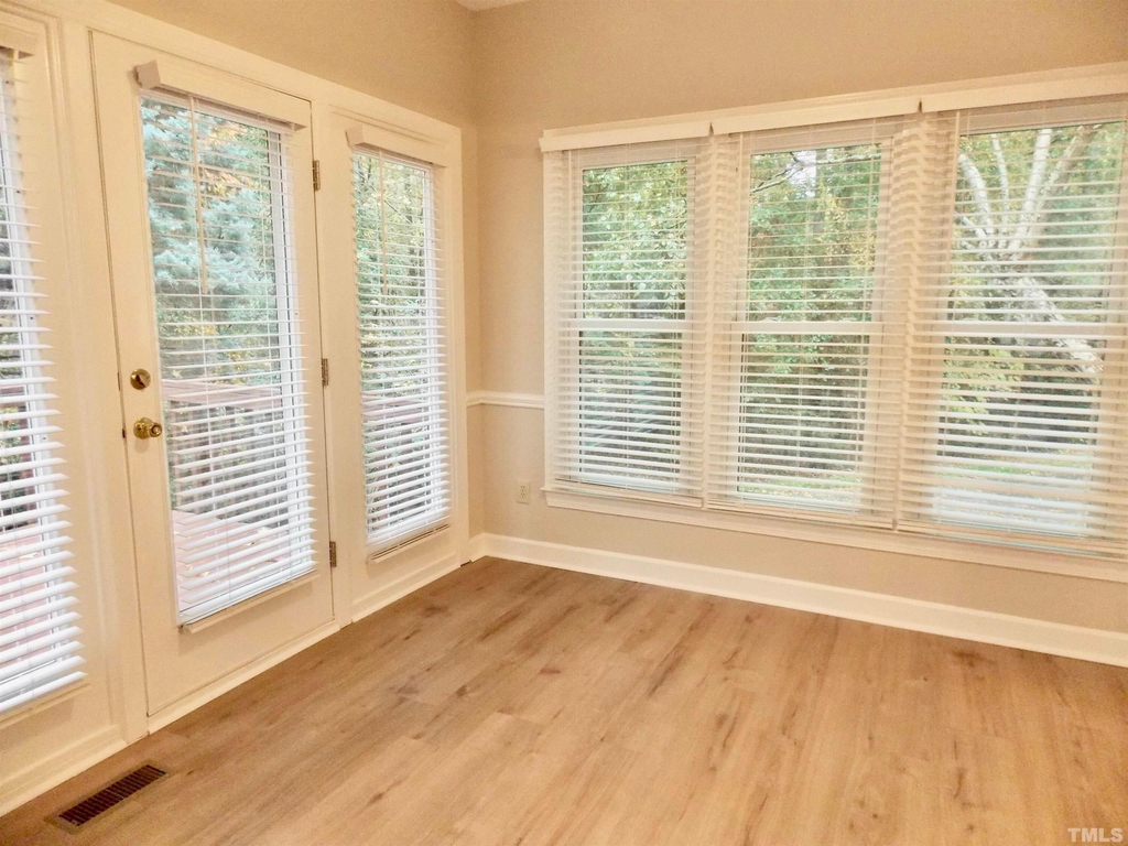 54 Preakness Drive - Photo 6