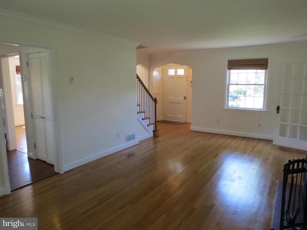 9603 Evergreen Street - Photo 4