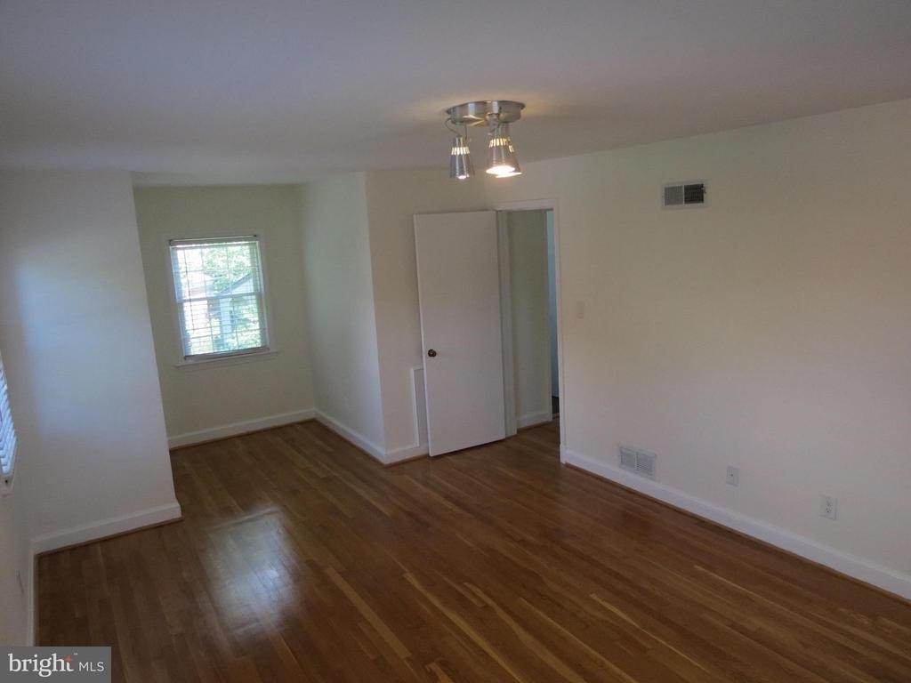 9603 Evergreen Street - Photo 9