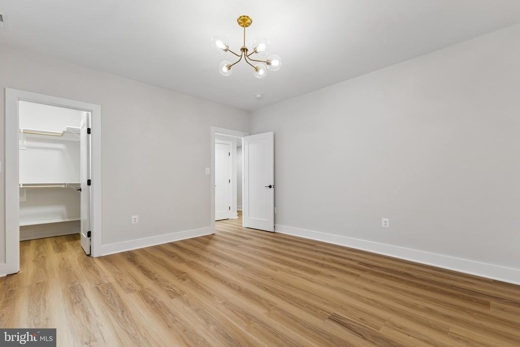 6101 Berkshire Drive - Photo 14