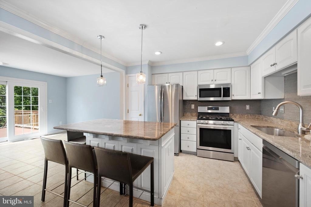 4663 Weston Place - Photo 7