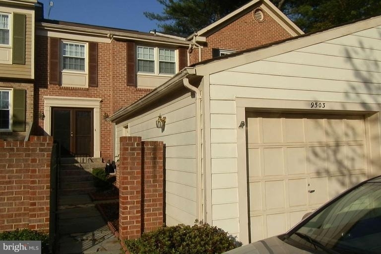 9503 Duffer Way - Photo 0