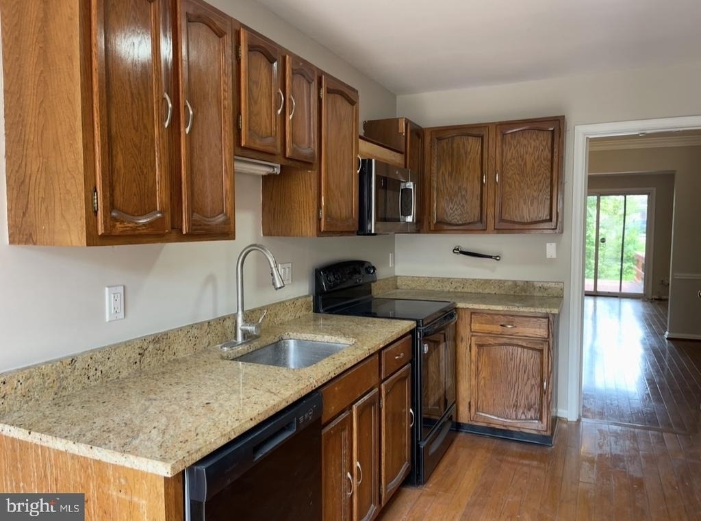 9503 Duffer Way - Photo 14