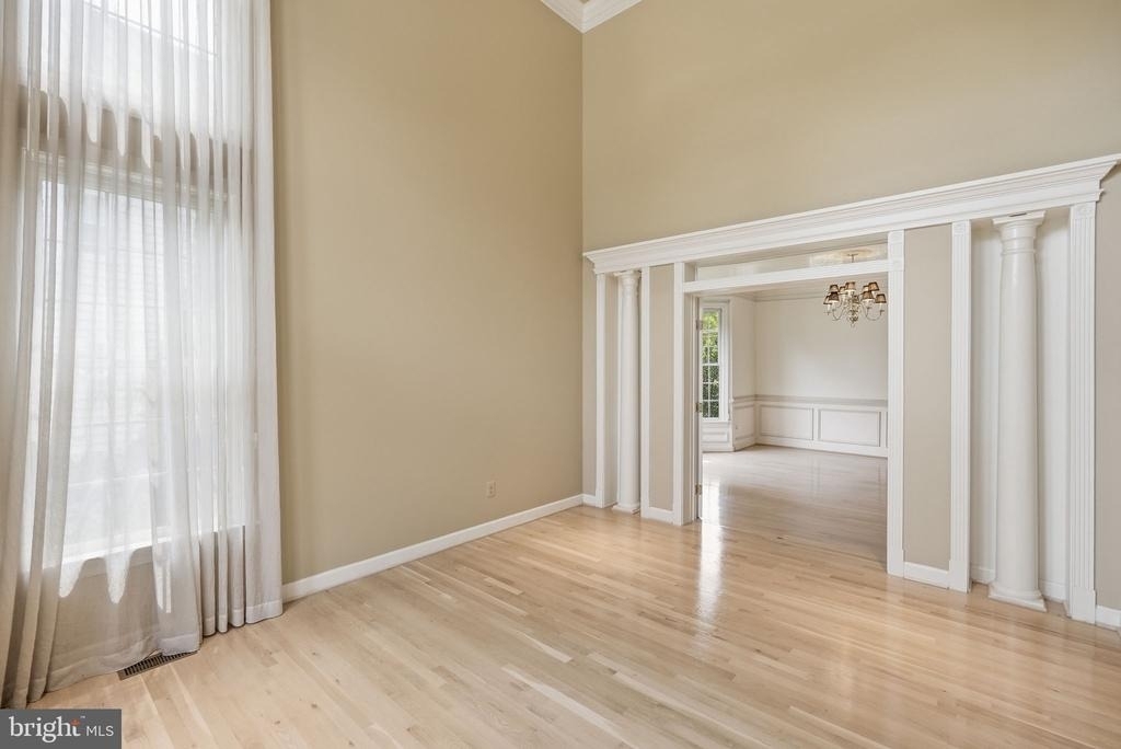 10417 Snow Point Drive - Photo 4